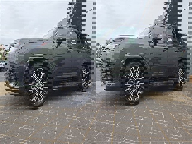 New 2025 Lexus LX 600 4WD w/ Luxury Package image 6