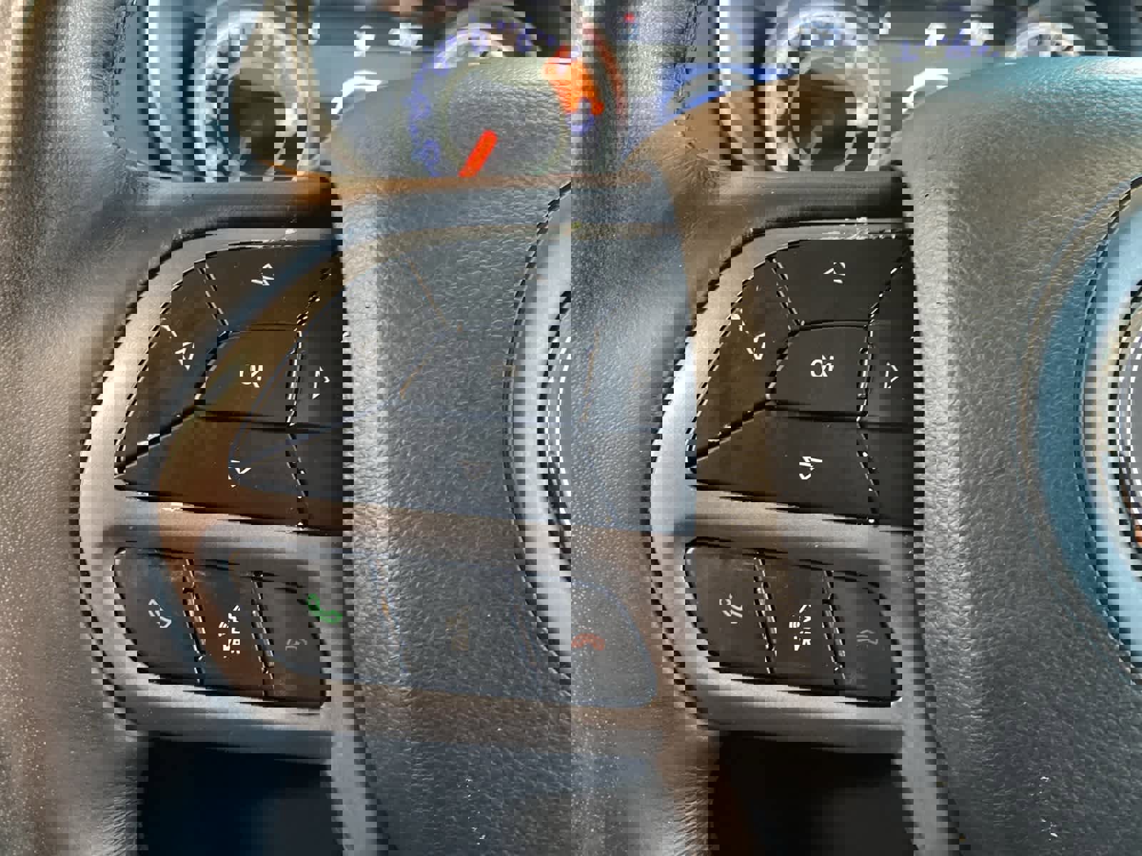 Used 2021 Jeep Cherokee Latitude Lux w/ Comfort/Convenience Group image 20