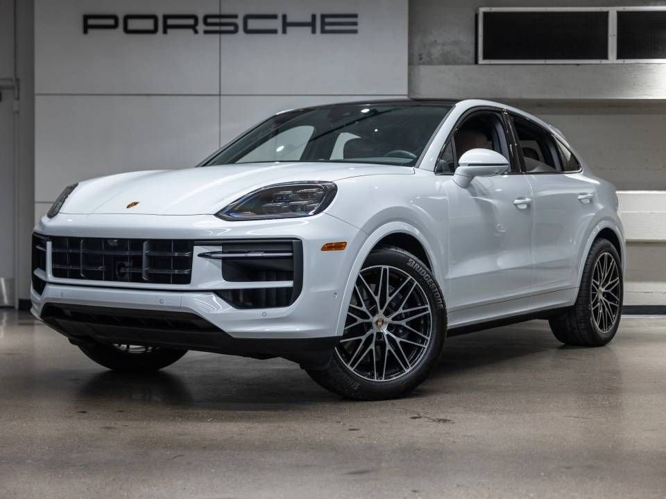 Certified 2026 Porsche Cayenne Coupe AWD/4WD image 1