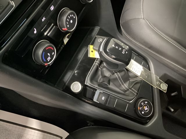 Certified 2023 Volkswagen Taos SE w/ Panoramic Sunroof Package AWD/4WD image 19