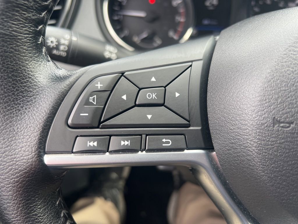 Certified 2022 Nissan Rogue Sport SL image 60