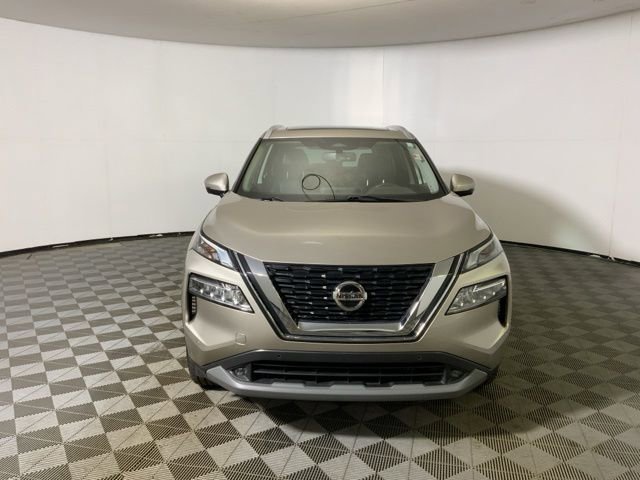 Used 2021 Nissan Rogue SL w/ Premium Package image 2