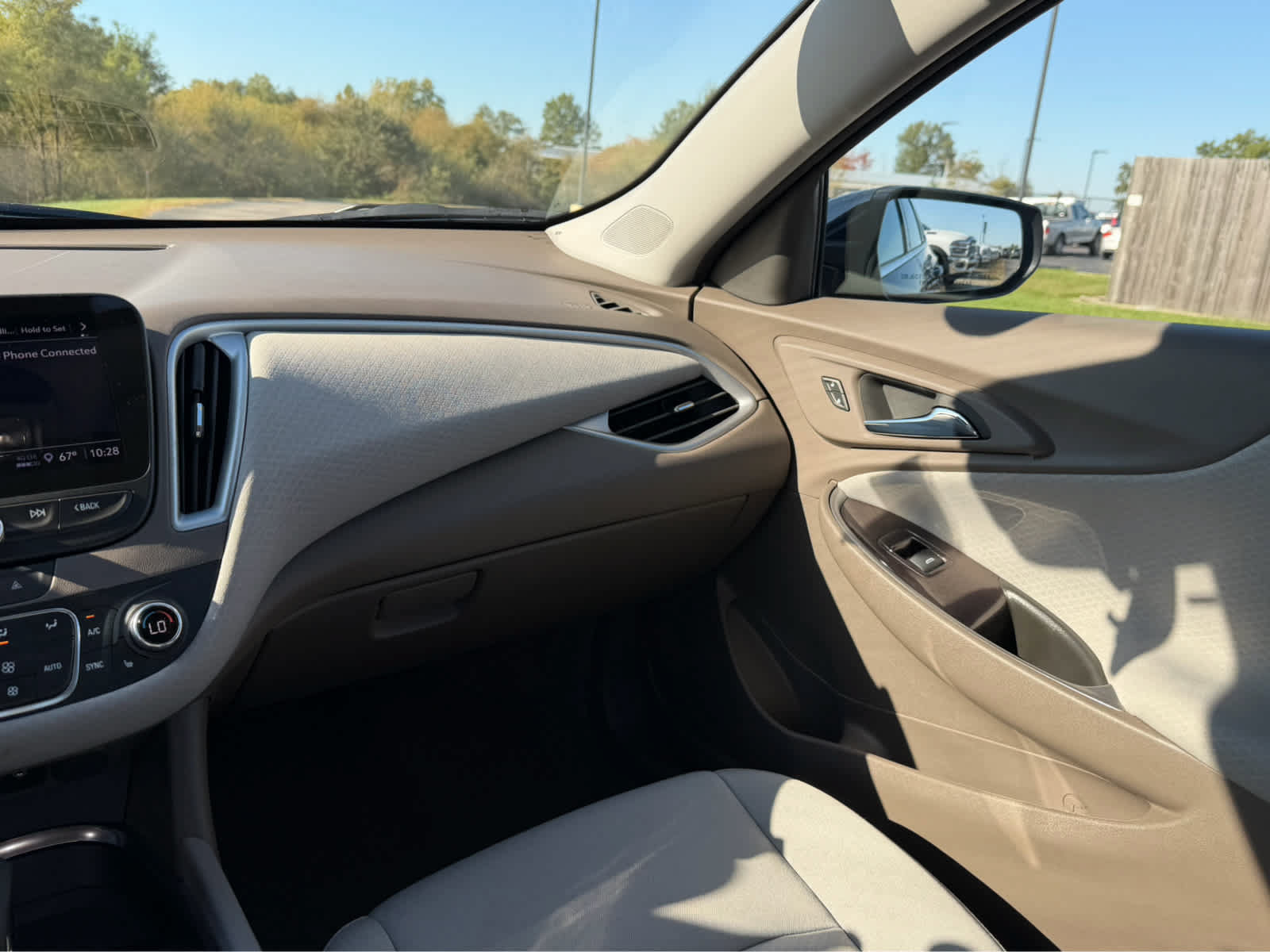 Used 2023 Chevrolet Malibu LT FWD image 26