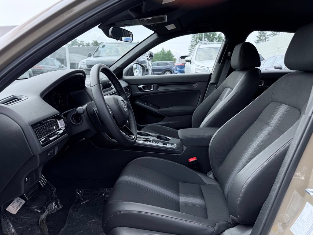 Used 2025 Honda Civic Sport image 14