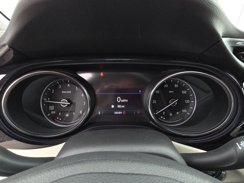 Used 2023 Buick Encore GX Select FWD image 16
