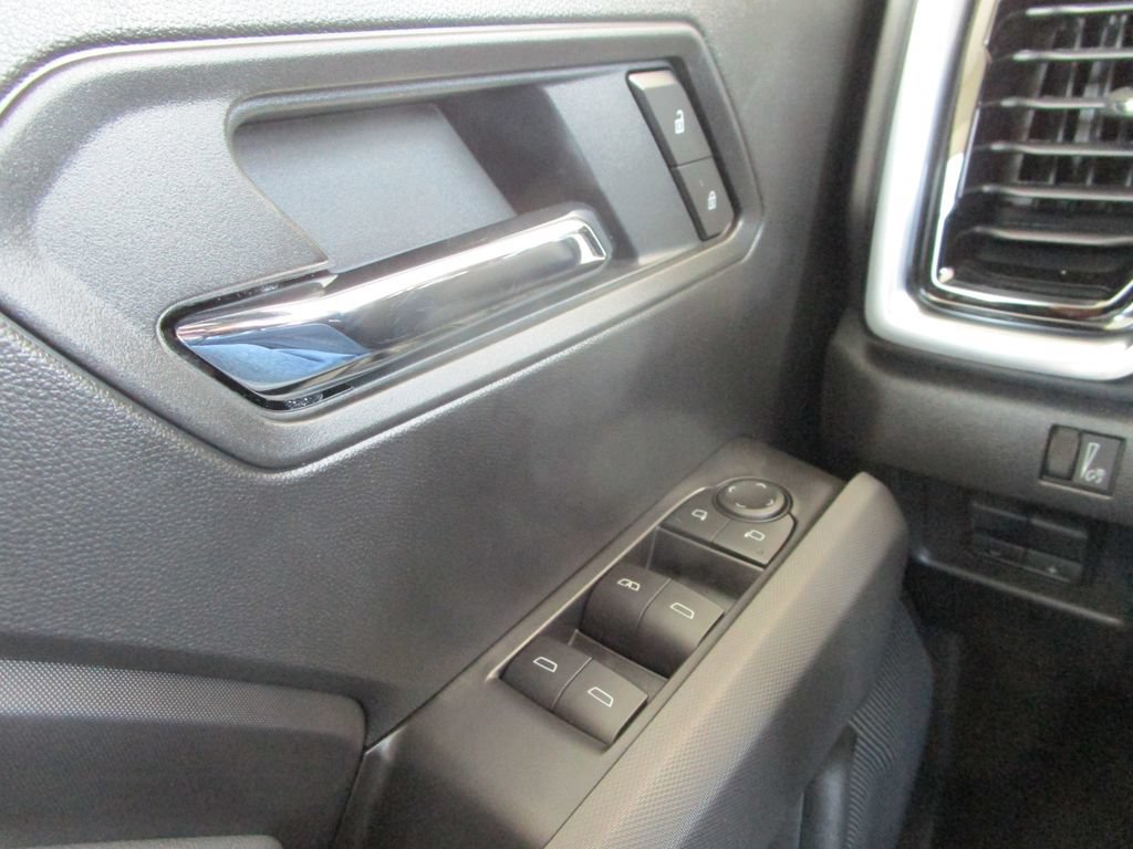 New 2026 GMC Canyon Elevation RWD image 29