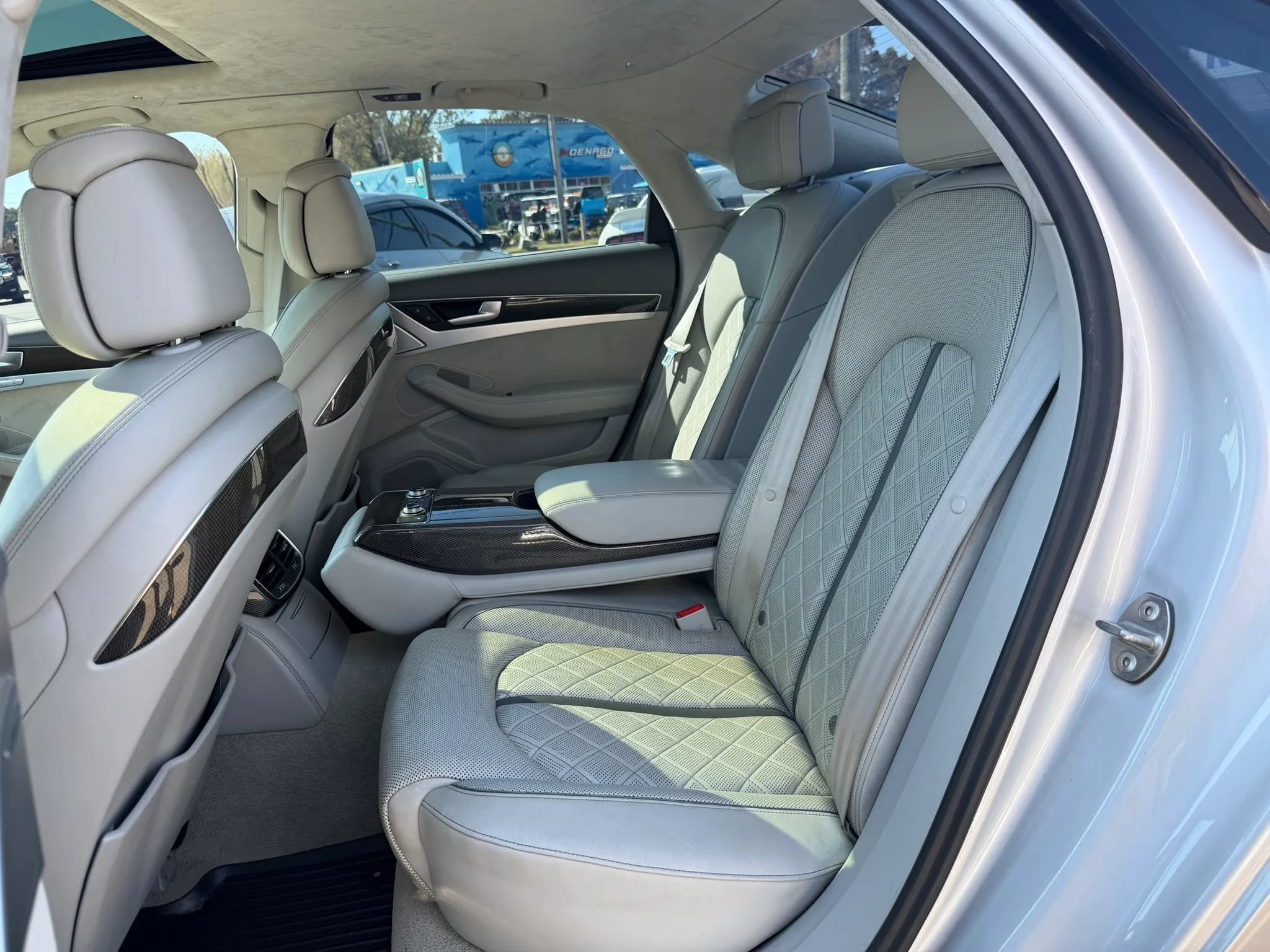 Used 2013 Audi S8 AWD/4WD image 18