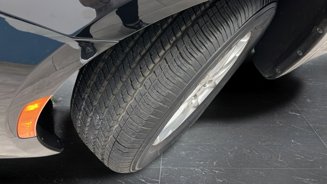 Used 2024 Chrysler Pacifica Touring-L FWD image 36