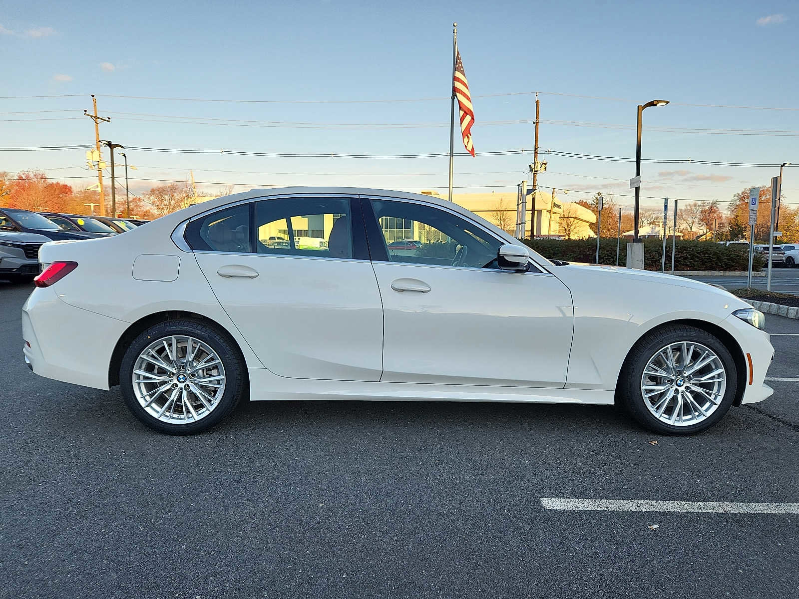 Certified 2024 BMW 330i xDrive Sedan w/ Convenience Package image 7