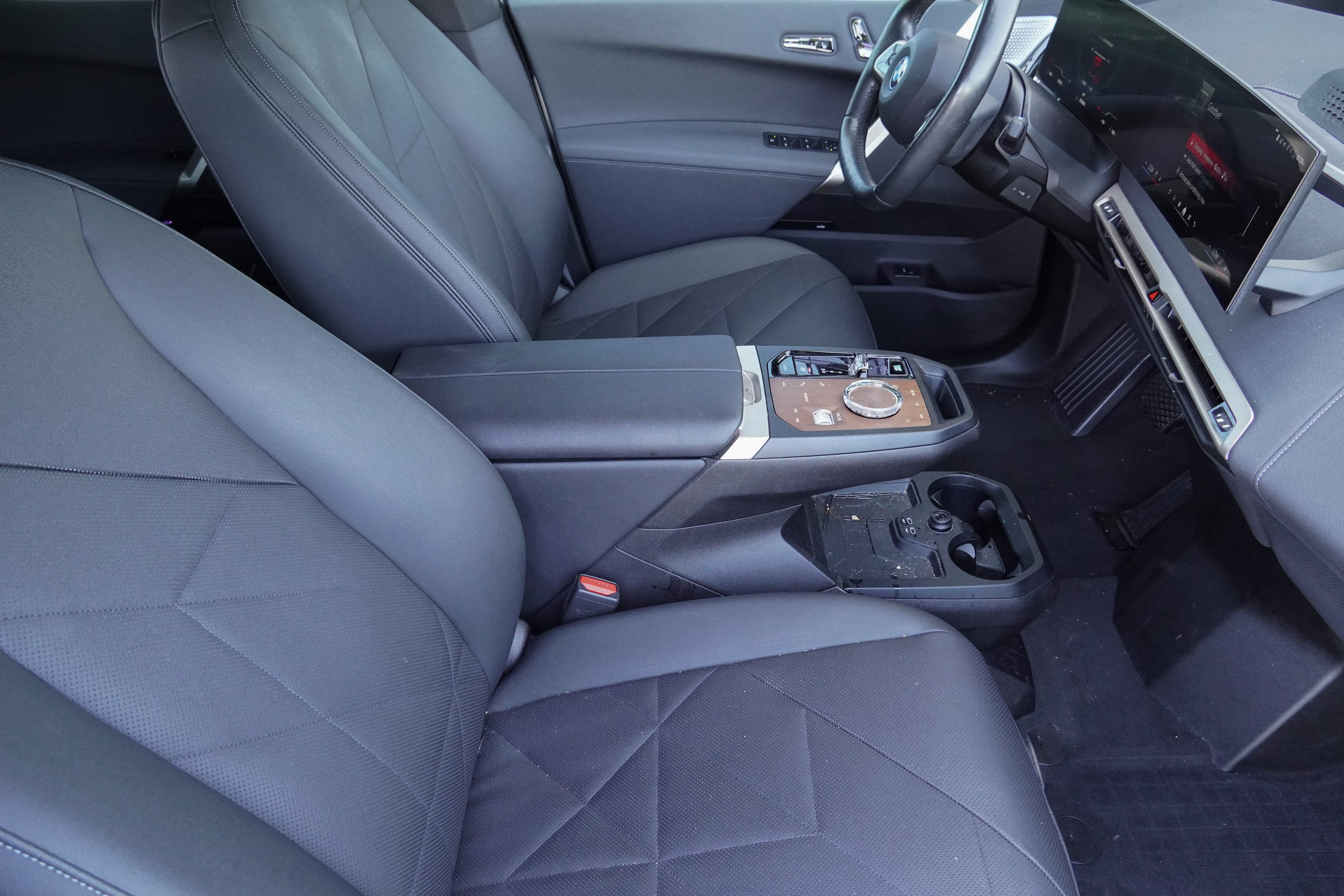 Certified 2024 BMW iX M60 AWD/4WD image 9