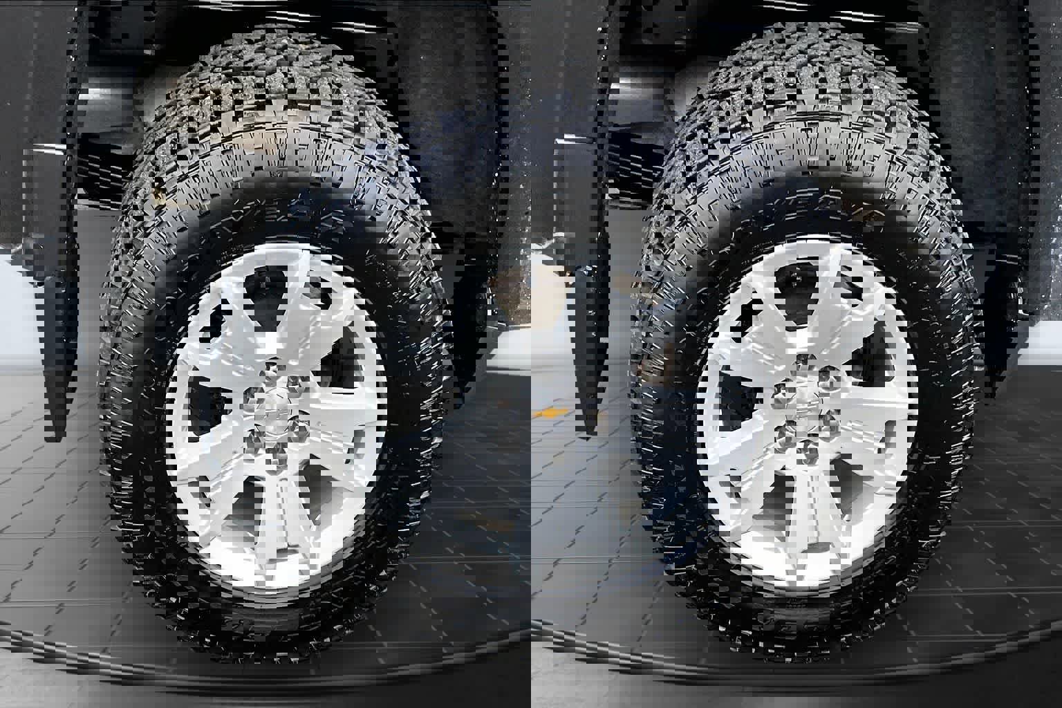 Used 2016 Chevrolet Colorado Z71 image 35