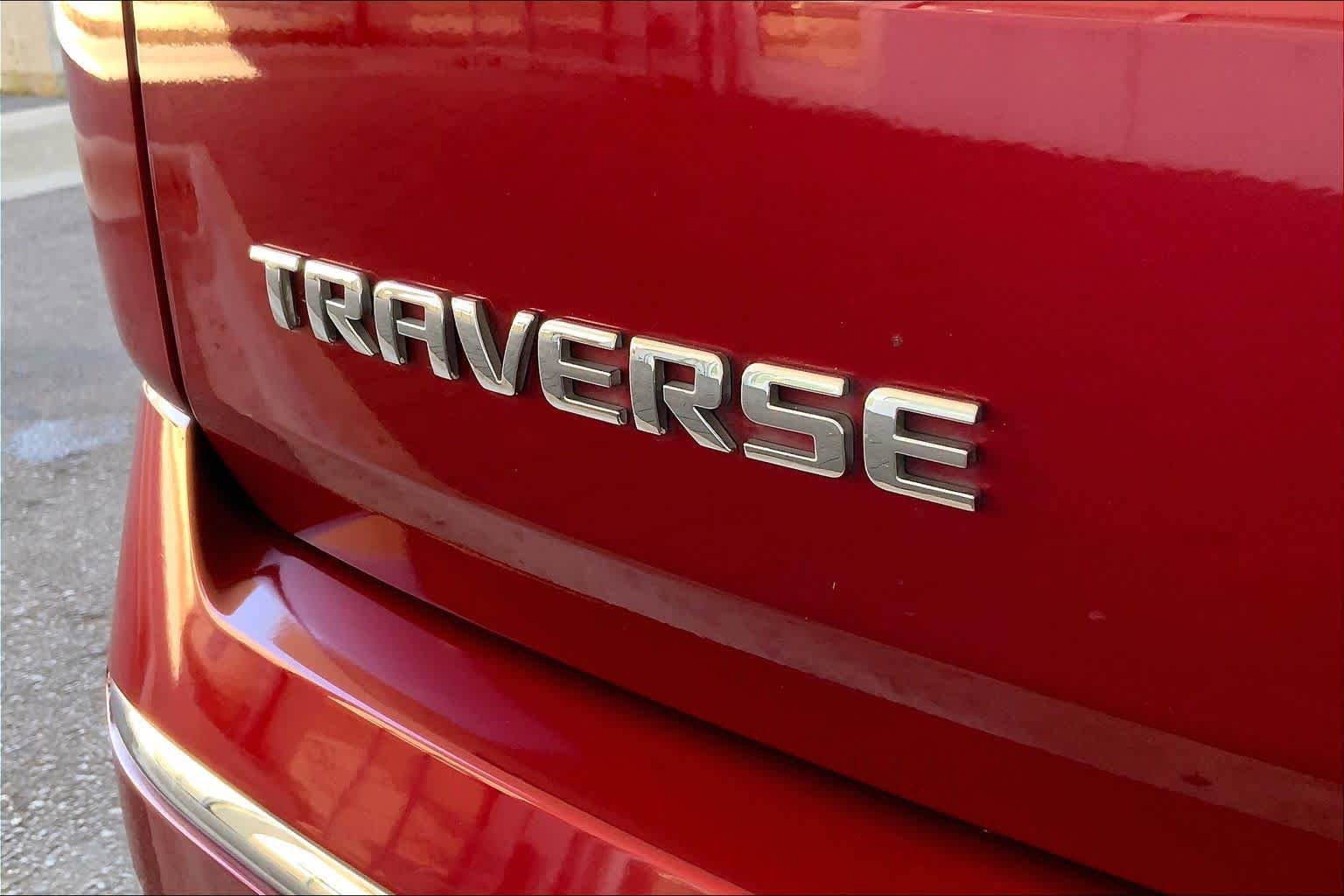 Used 2020 Chevrolet Traverse High Country image 31