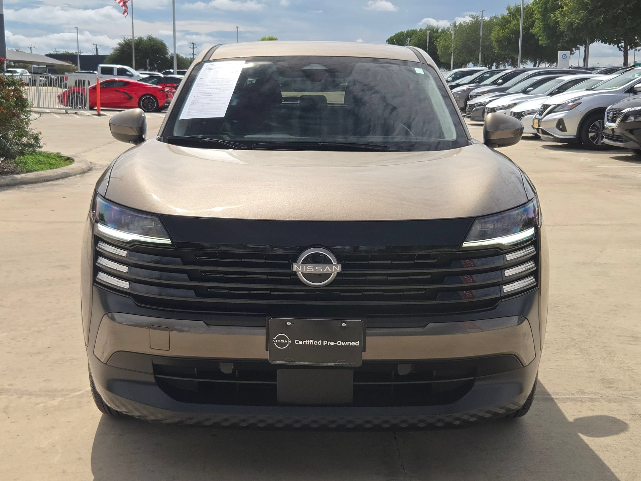 Certified 2025 Nissan Kicks SV FWD image 8