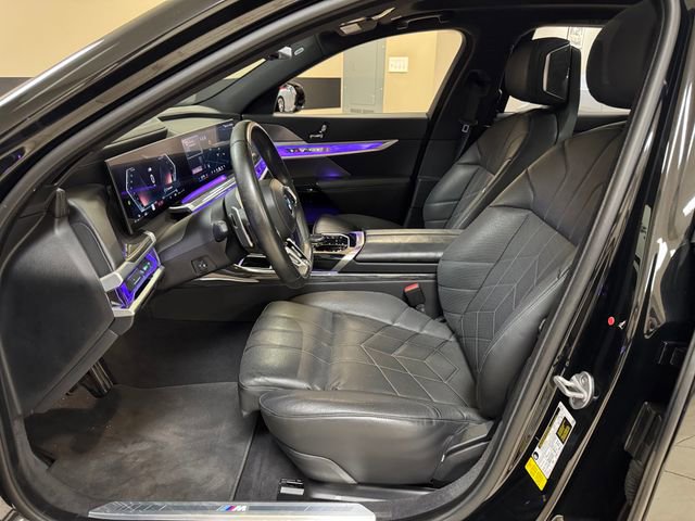Used 2023 BMW 740i RWD image 8