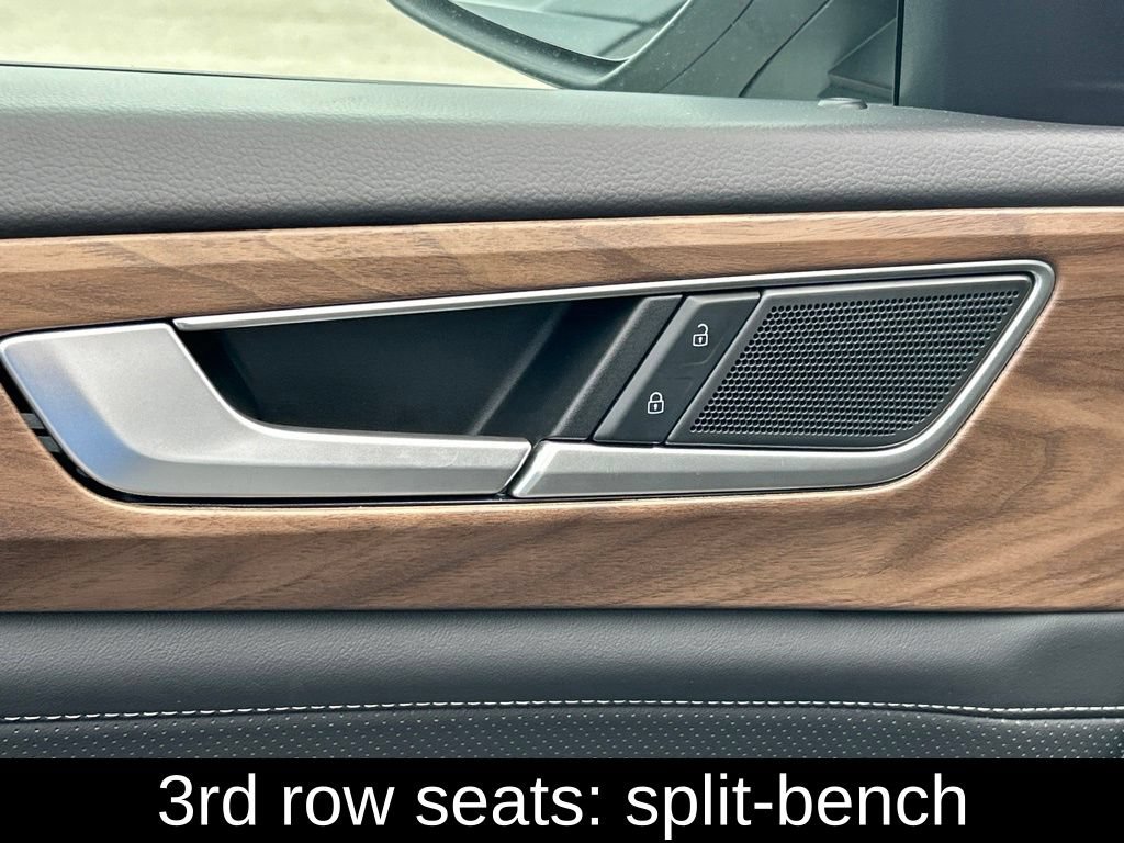 Certified 2026 Volkswagen Atlas SE w/ Panoramic Sunroof Package FWD image 18