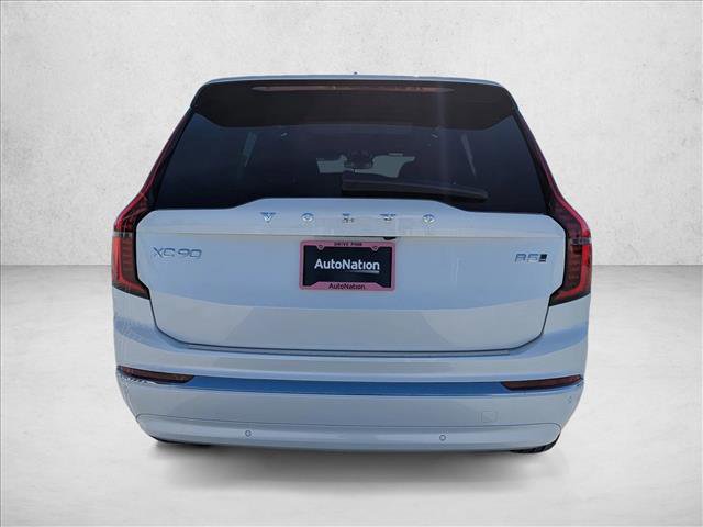 New 2025 Volvo XC90 B5 Core w/ Protection Package Premier AWD/4WD image 8
