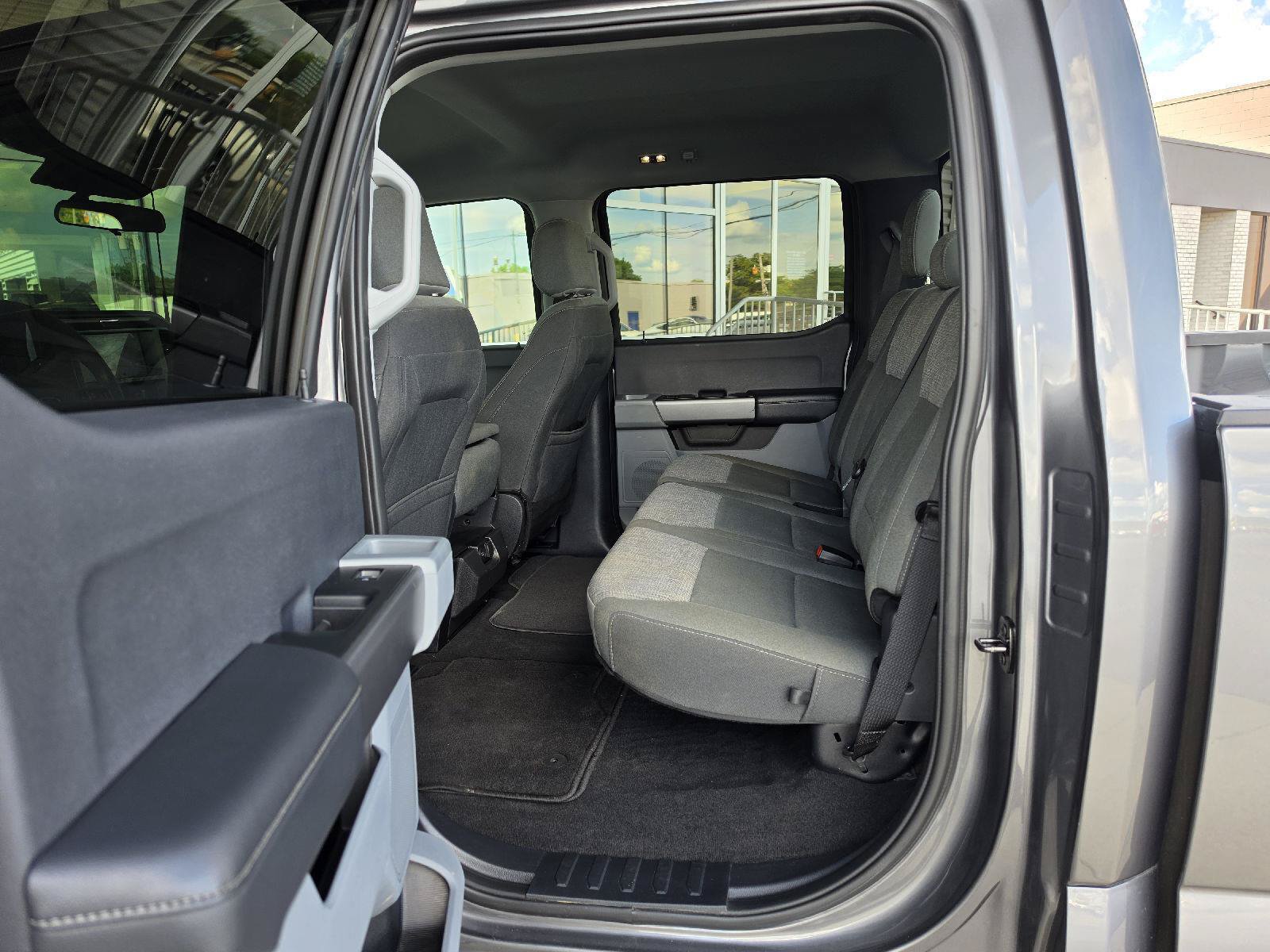 Used 2025 Ford F250 XLT AWD/4WD image 11