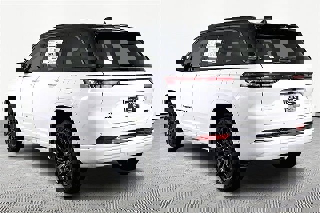 New 2026 Jeep Grand Cherokee Summit image 4