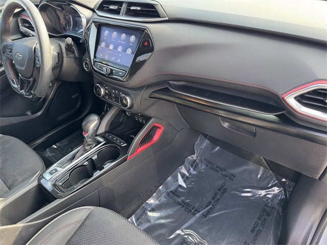 Certified 2023 Chevrolet TrailBlazer RS w/ Sun and Liftgate Package image 5