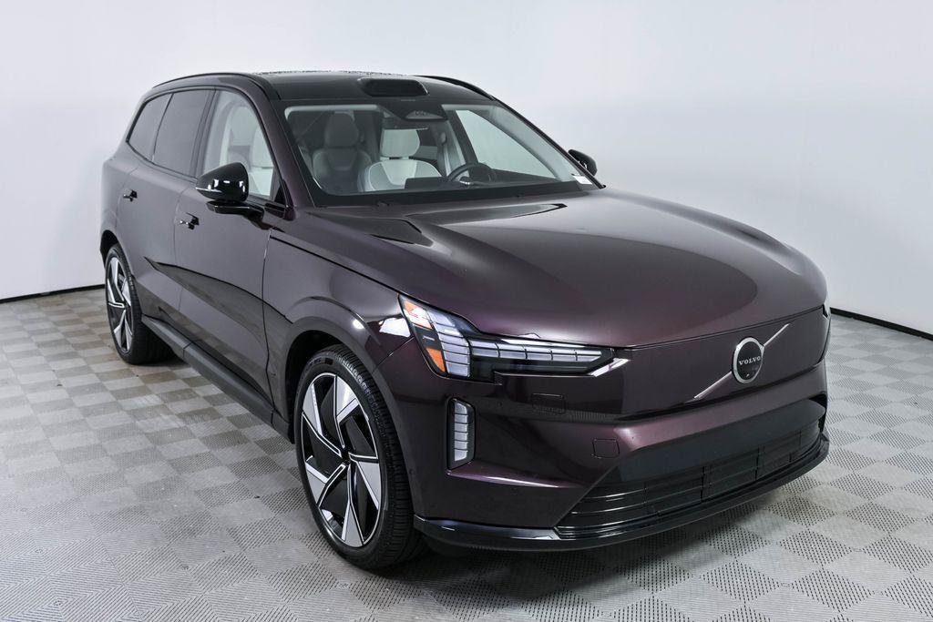 Certified 2025 Volvo EX90 Ultra AWD/4WD image 28
