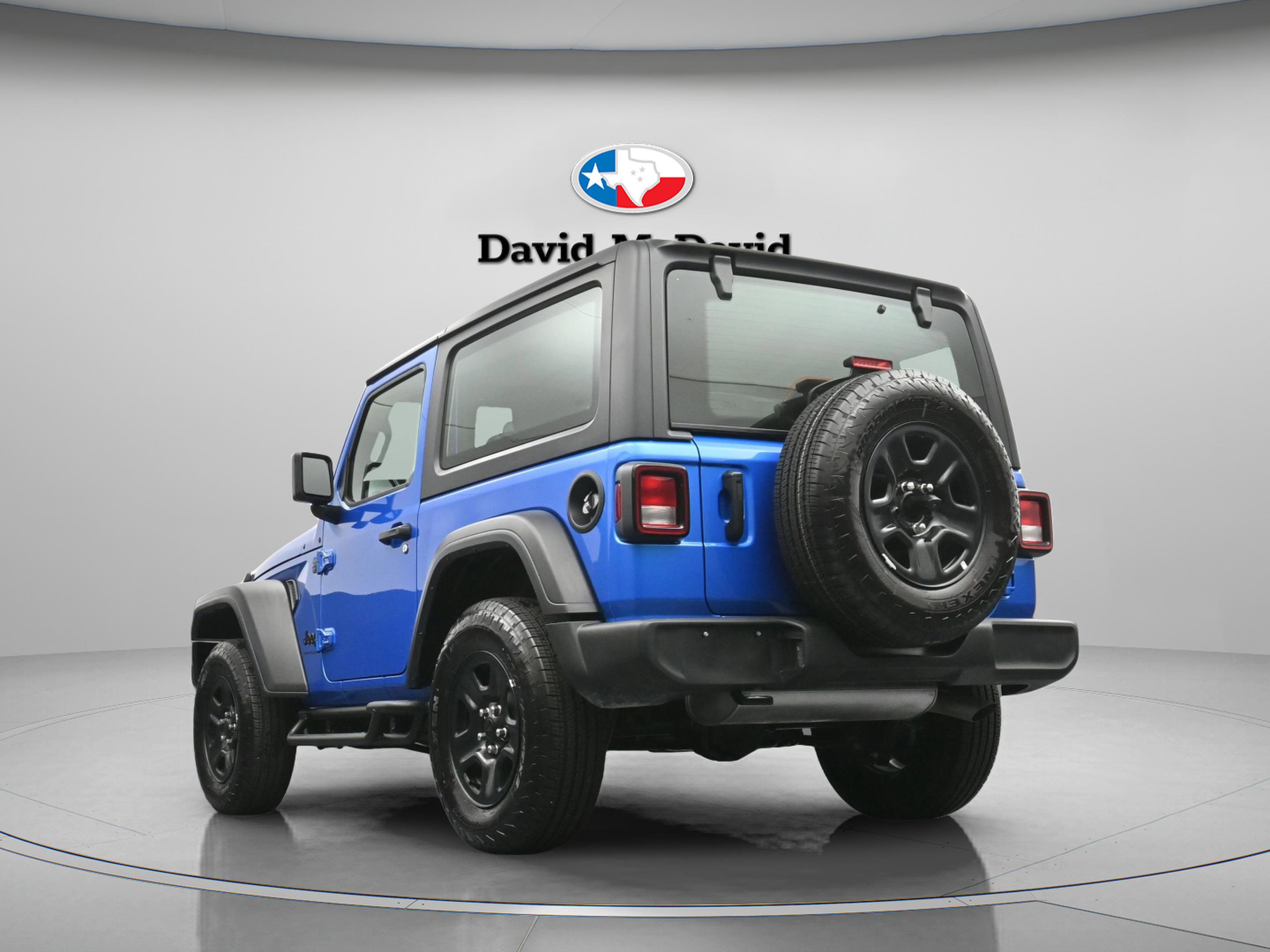 Used 2025 Jeep Wrangler Sport image 10