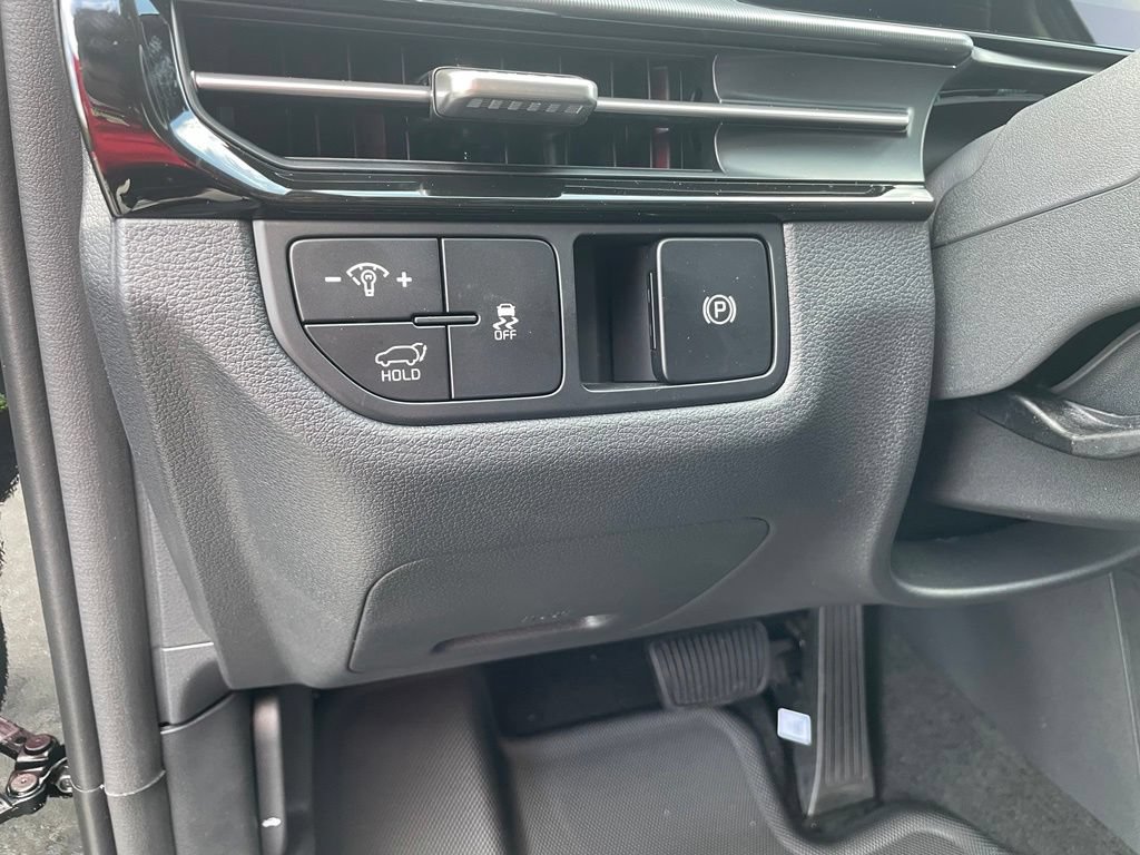 New 2026 Kia Sportage EX w/ EX Panorama Roof Package FWD image 13
