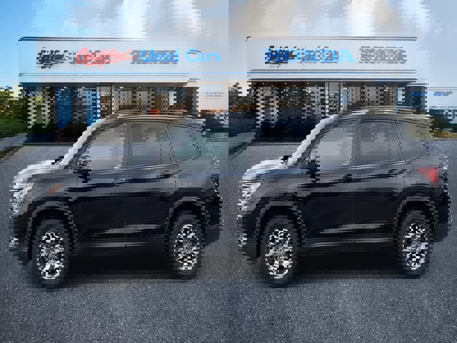 Used 2022 Honda Passport TrailSport image 2