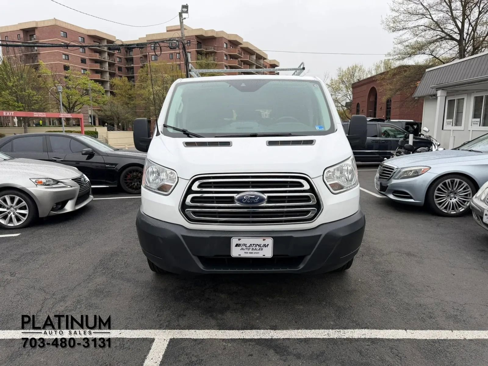 Used 2018 Ford Transit 350 XLT RWD image 5