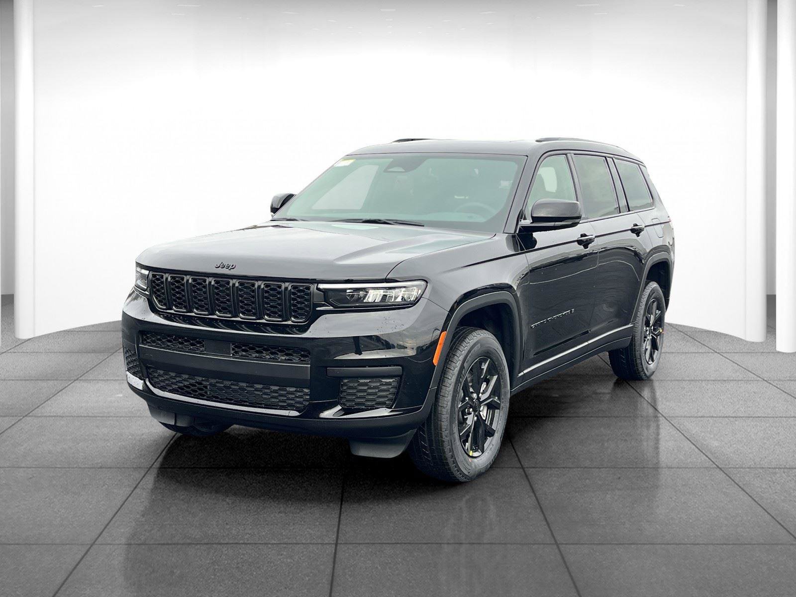 New 2025 Jeep Grand Cherokee L Altitude image 3