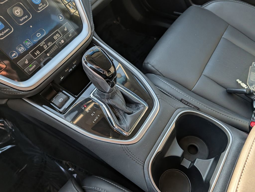 Used 2022 Subaru Outback Limited image 24