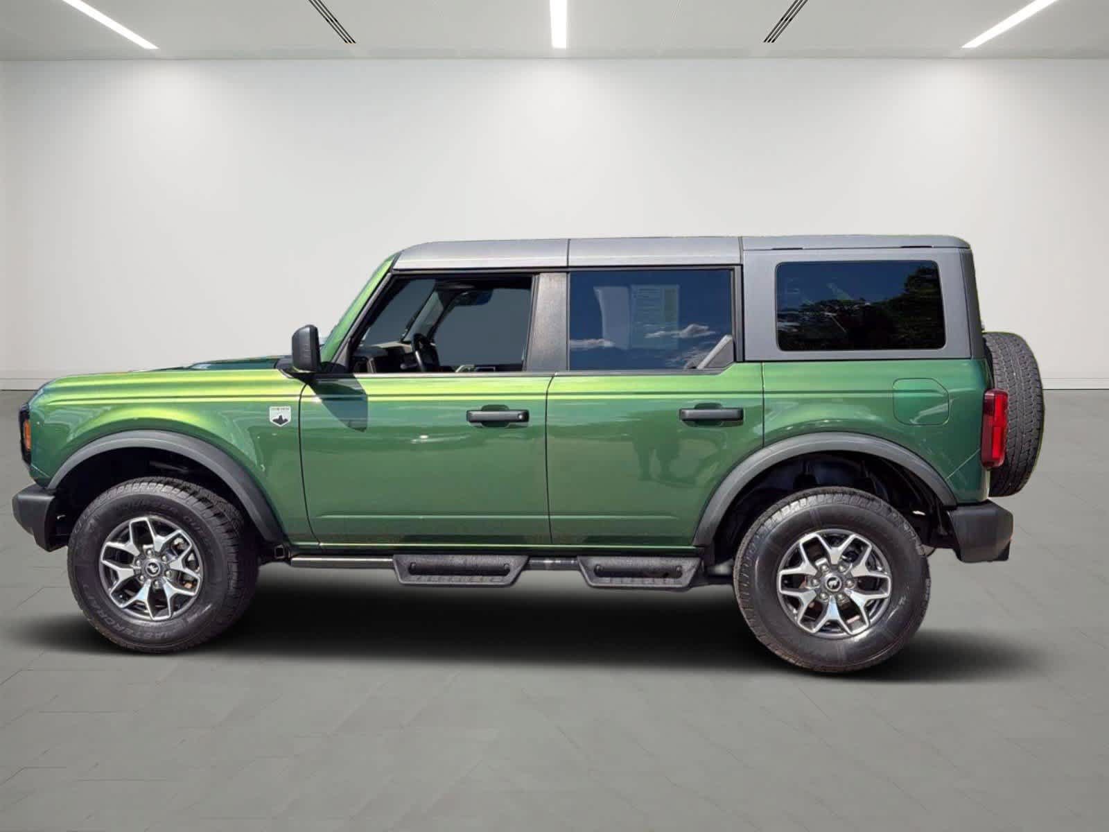 Used 2023 Ford Bronco Big Bend AWD/4WD image 2