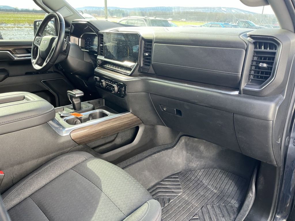Used 2022 Chevrolet Silverado 1500 RST image 27