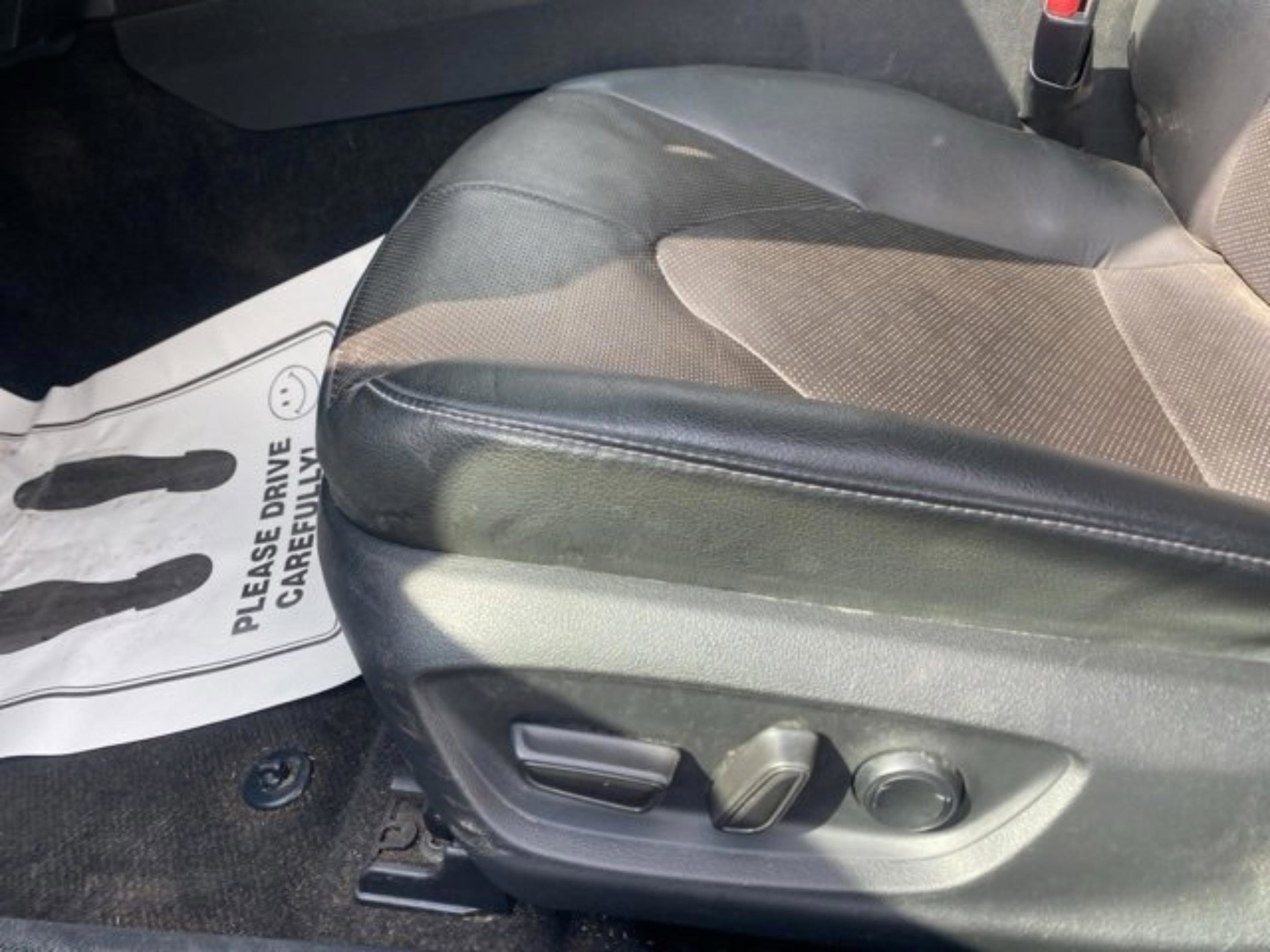 Used 2022 Toyota Camry XSE w/ Navigation Package image 16