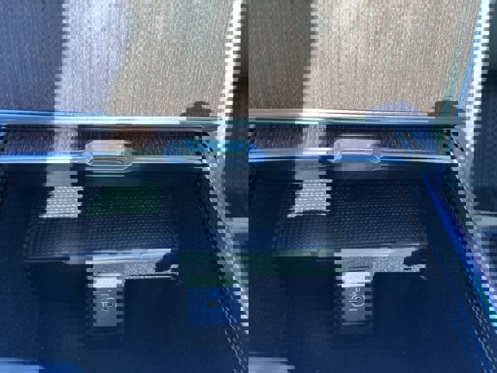 New 2025 Land Rover Range Rover SE image 24