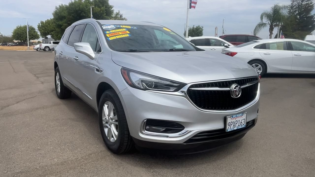 Used 2021 Buick Enclave Essence FWD image 1