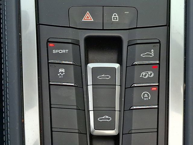 Certified 2024 Porsche 718 Boxster image 28