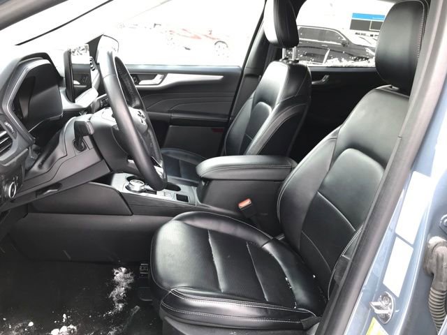 Used 2023 Ford Escape Platinum image 14