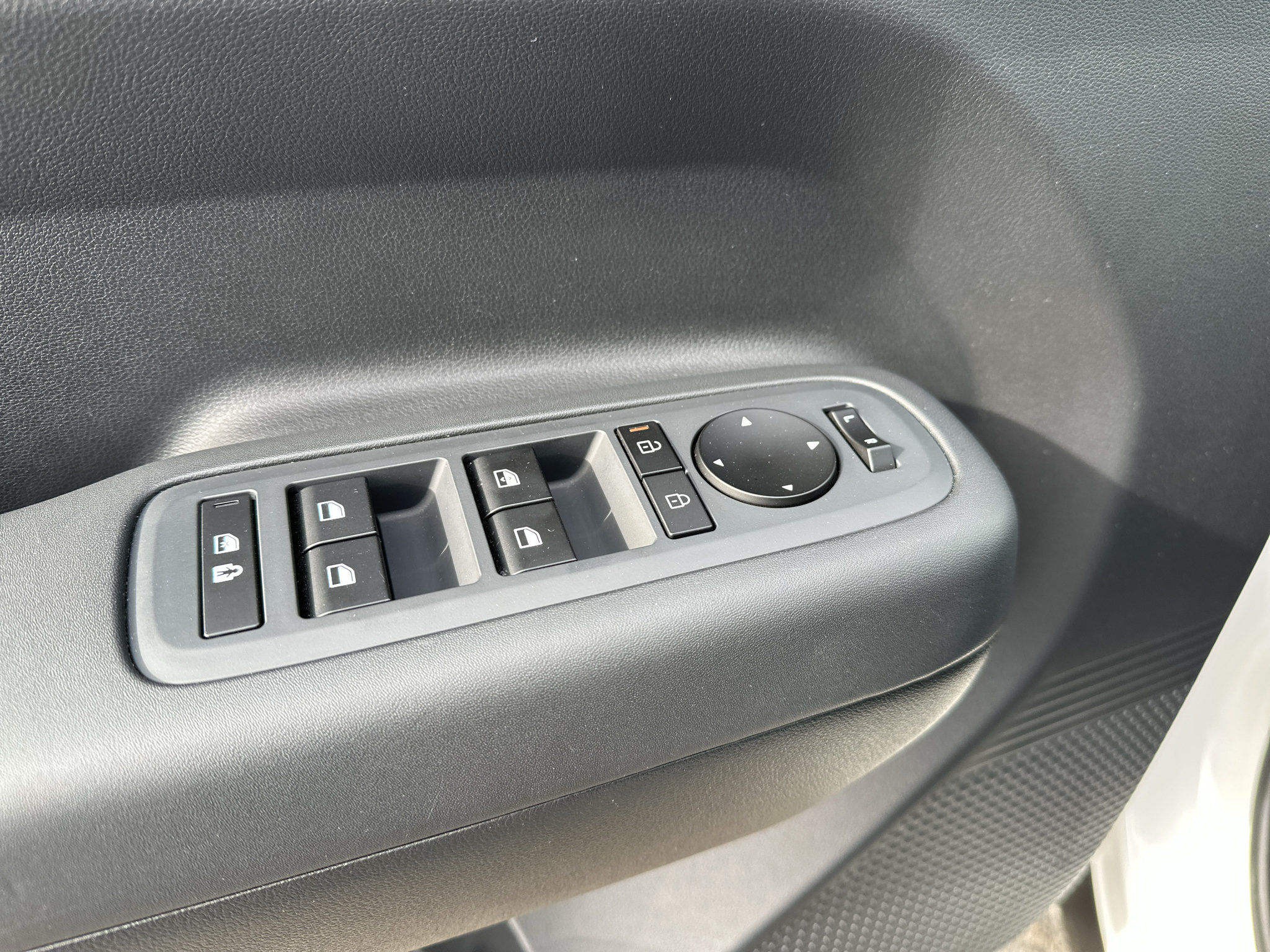Certified 2026 Hyundai Santa Fe SE AWD/4WD image 16