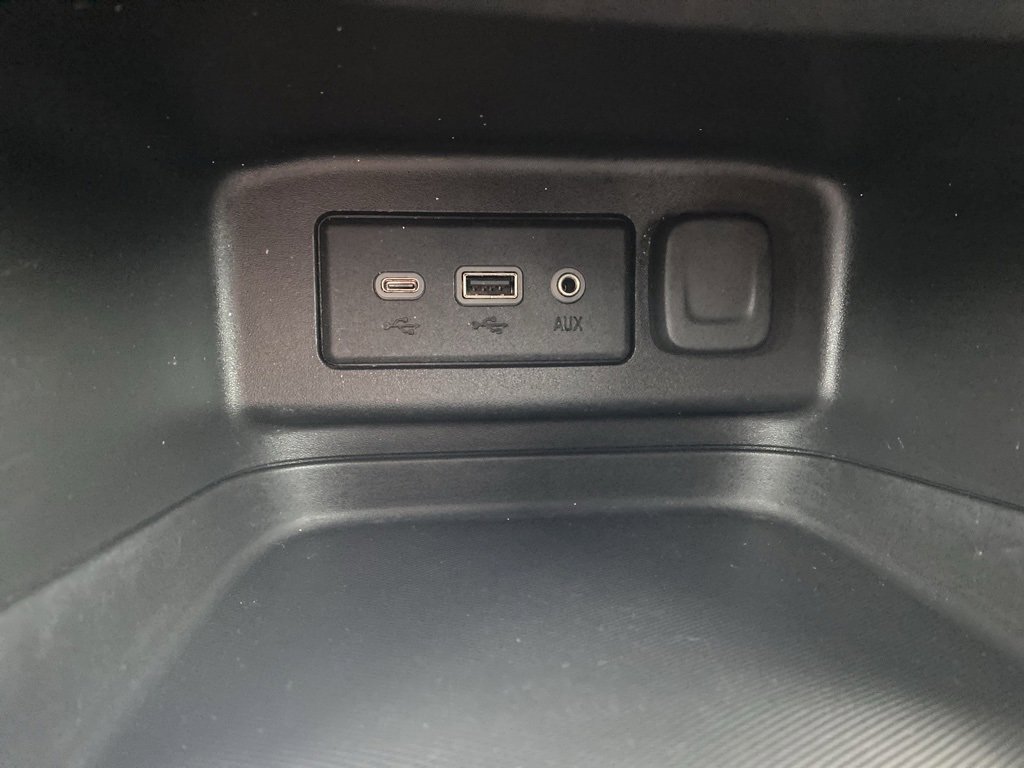 Used 2020 Chevrolet Equinox LT image 34