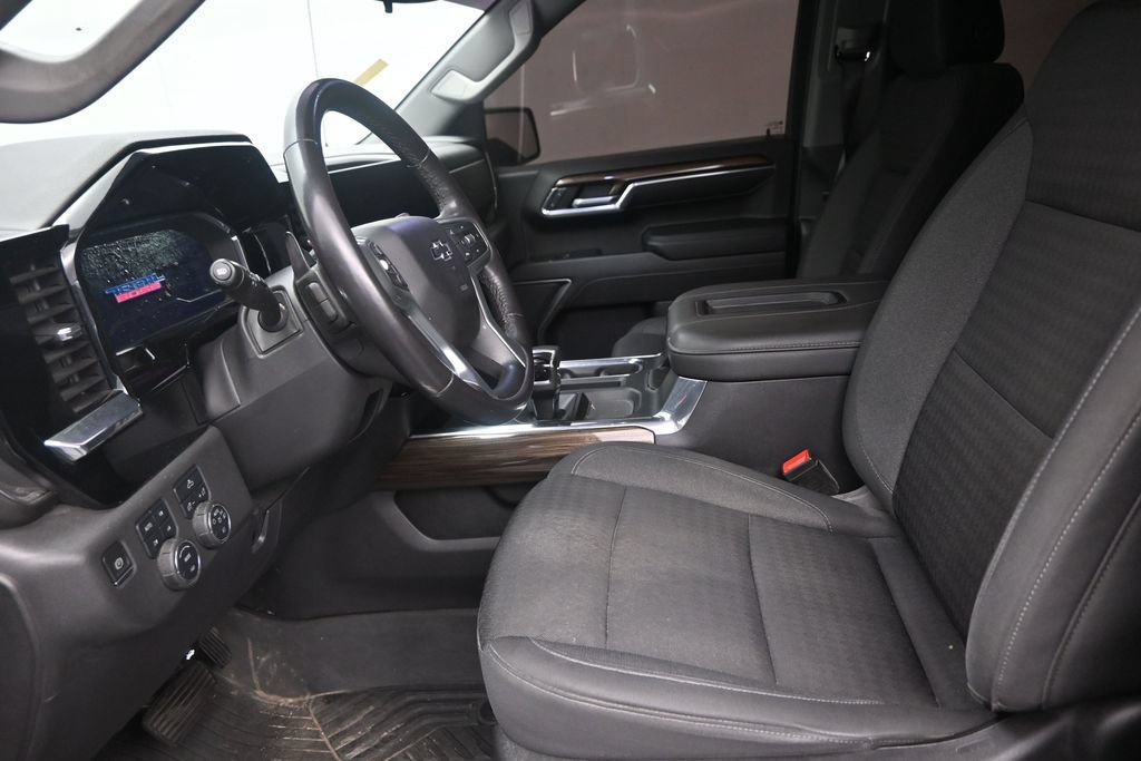 Used 2022 Chevrolet Silverado 1500 LT Trail Boss AWD/4WD image 12