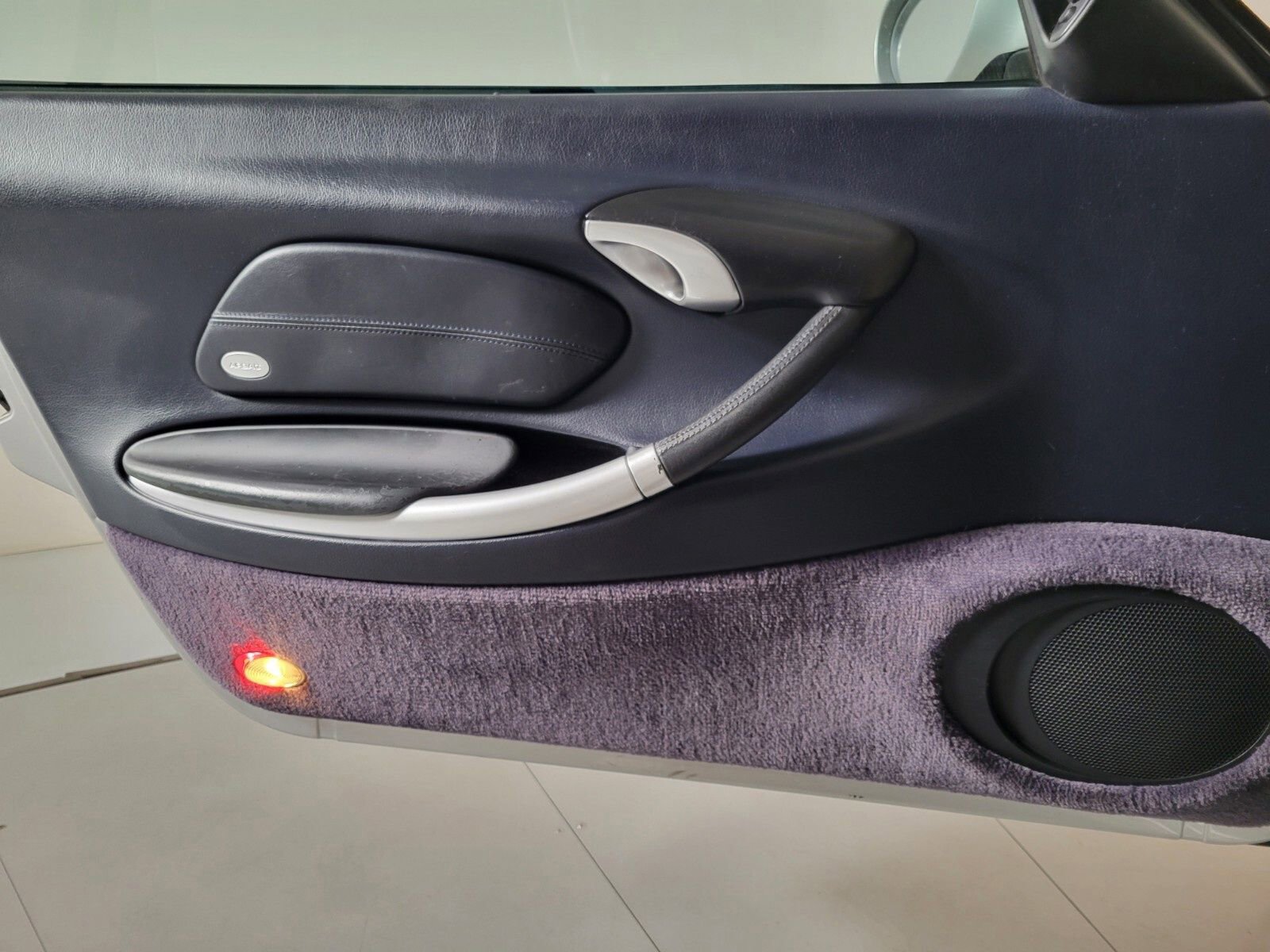 Used 2000 Porsche Boxster S image 23