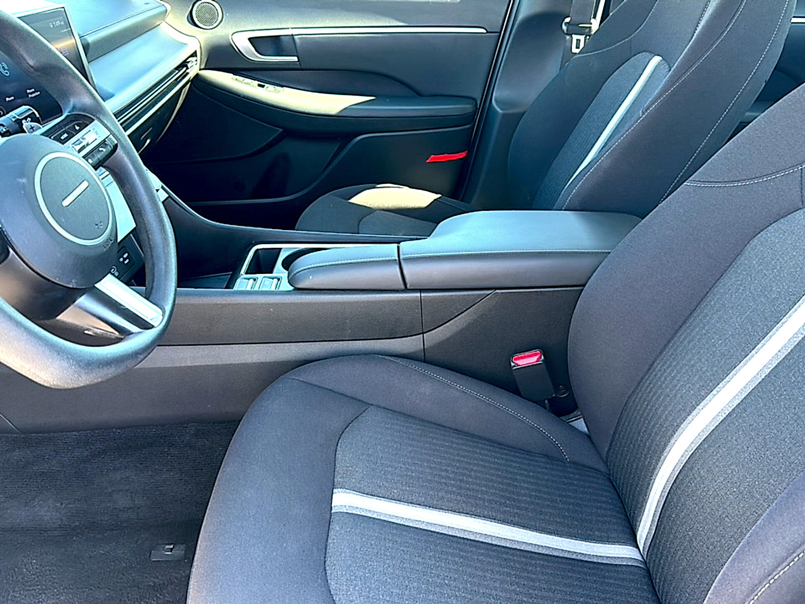 Used 2025 Hyundai Sonata SEL AWD/4WD image 13