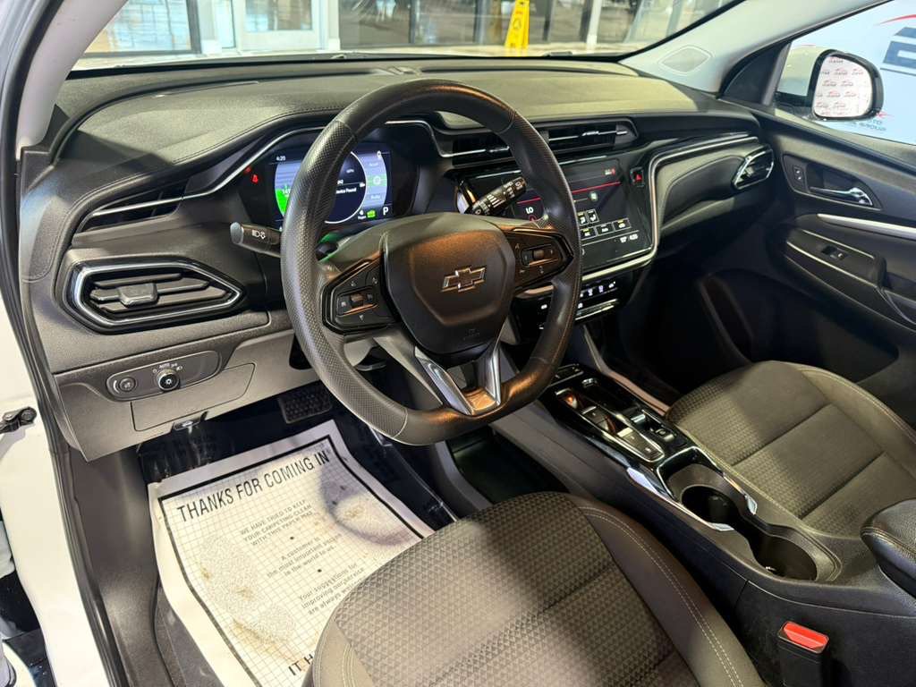 Used 2023 Chevrolet Bolt EUV LT FWD image 36