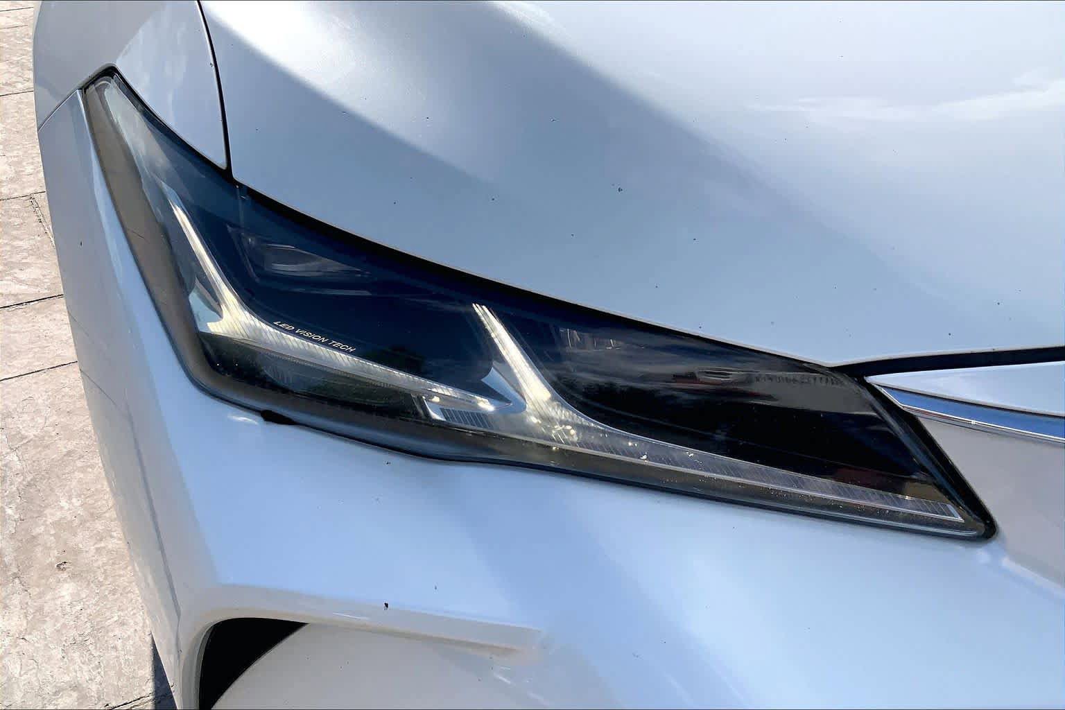 Used 2022 Toyota Avalon Limited w/ Advanced Safety Package FWD image 28