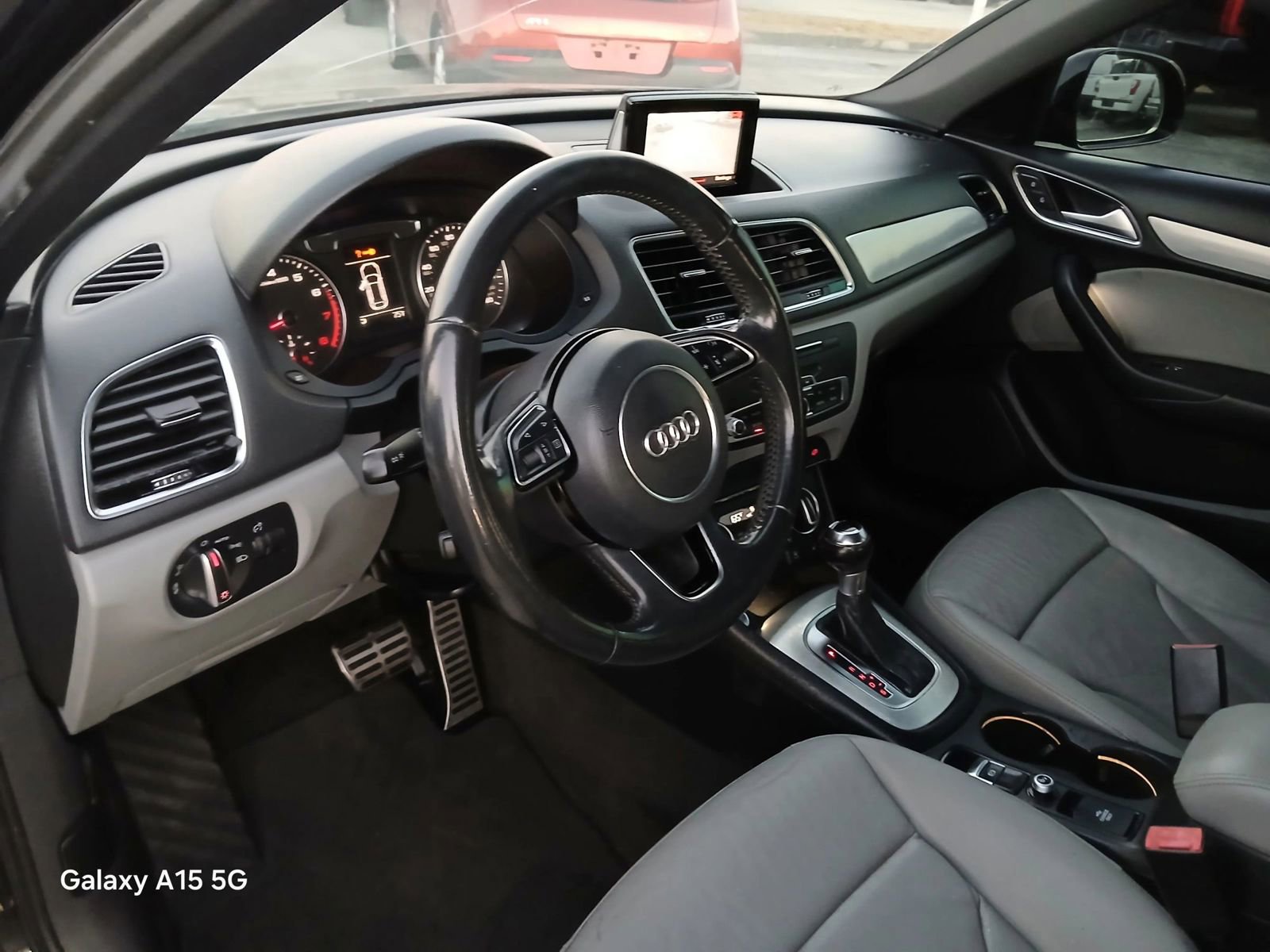 Used 2018 Audi Q3 2.0T Premium FWD image 7