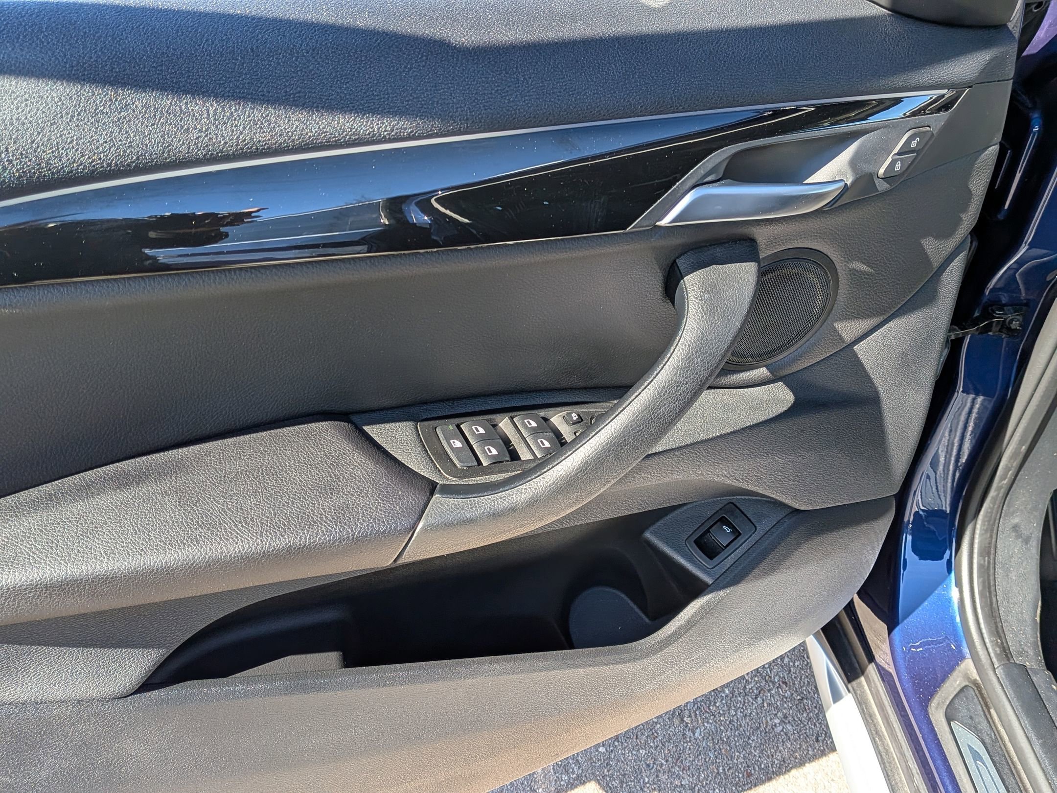 Used 2017 BMW X1 sDrive28i image 8