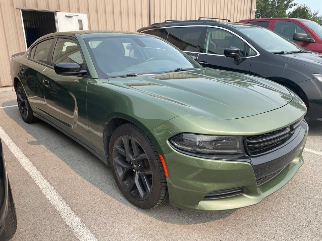 Used 2022 Dodge Charger SXT w/ Blacktop Package RWD image 6
