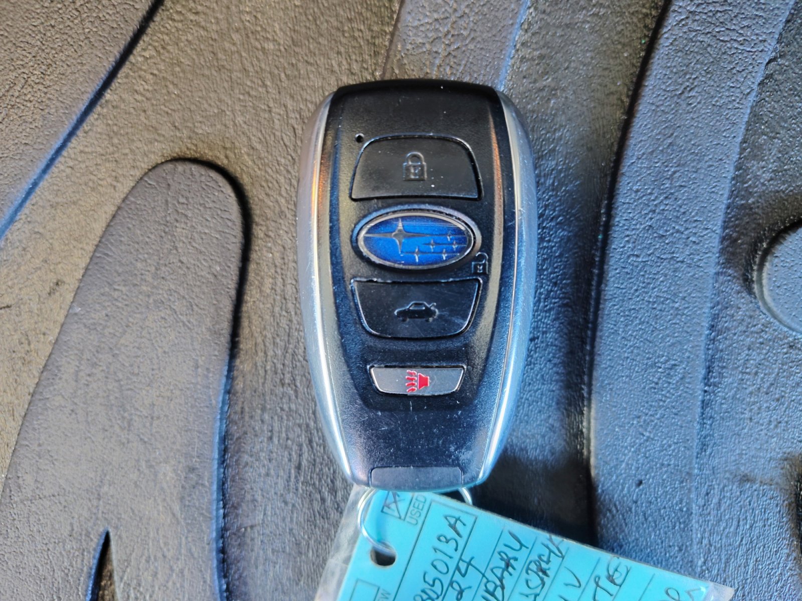 Used 2024 Subaru Crosstrek 2.0i Premium image 30