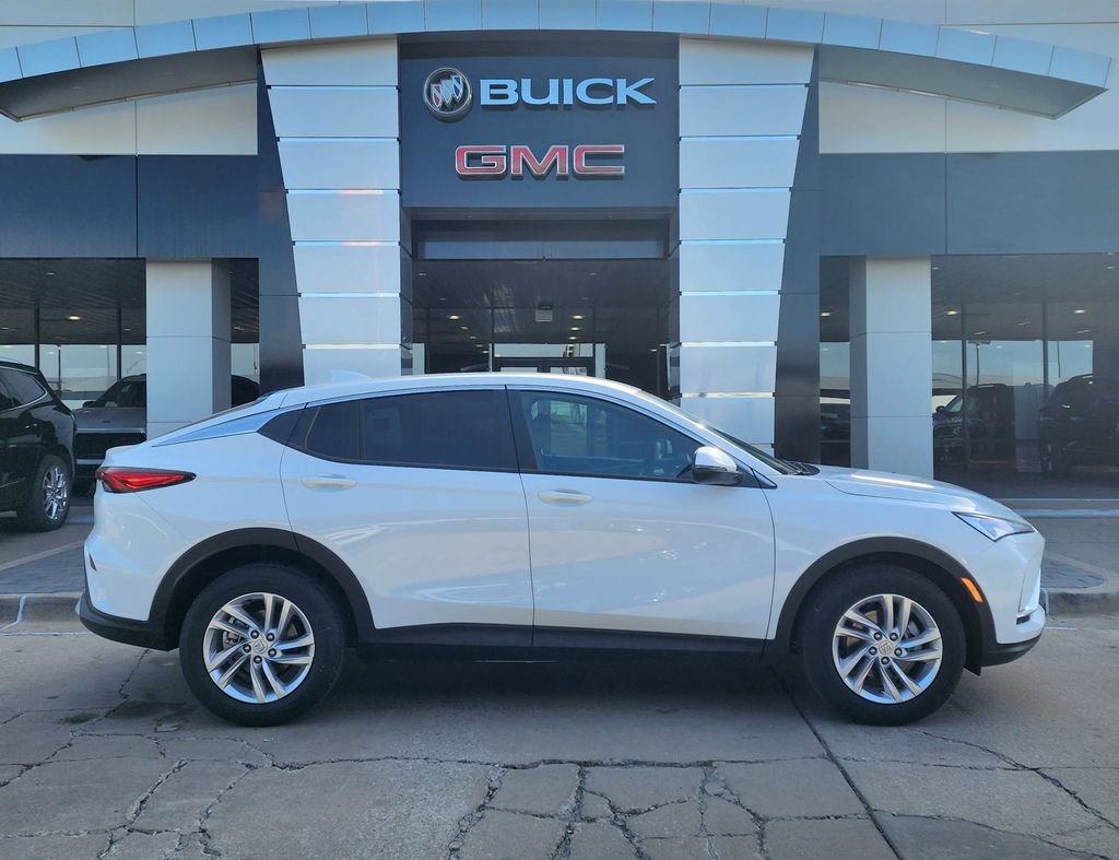 New 2026 Buick Envista Sport Touring FWD image 3