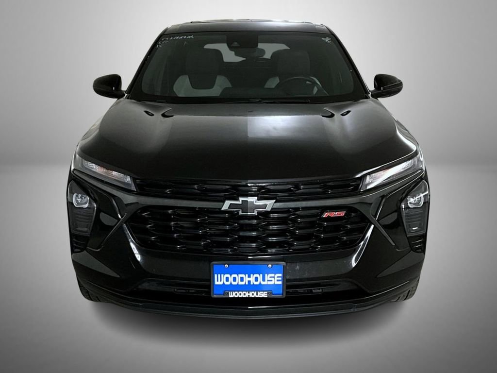 Certified 2024 Chevrolet Trax RS w/ Sunroof Package image 2